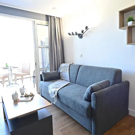 Apartment Le Village - C7 351 By Interhome شقة