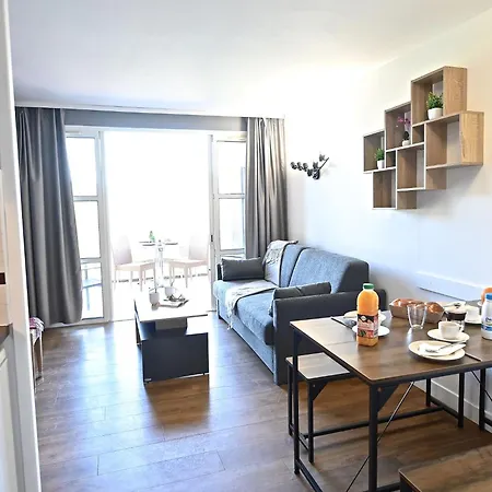 Apartment Le Village - C7 351 By Interhome شقة