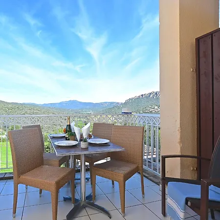 Apartment Village Cap Esterel - Le Village-14 By Interhome