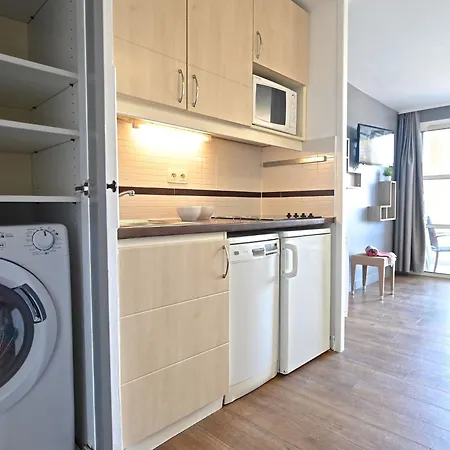 Apartment Le Village - C7 351 By Interhome Saint-Raphaël